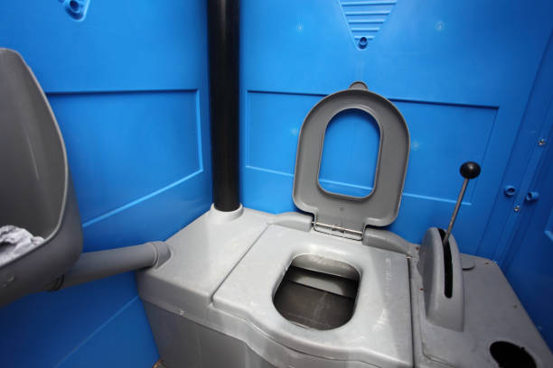 Best High-end porta potty rental  in Franklin Center, NJ
